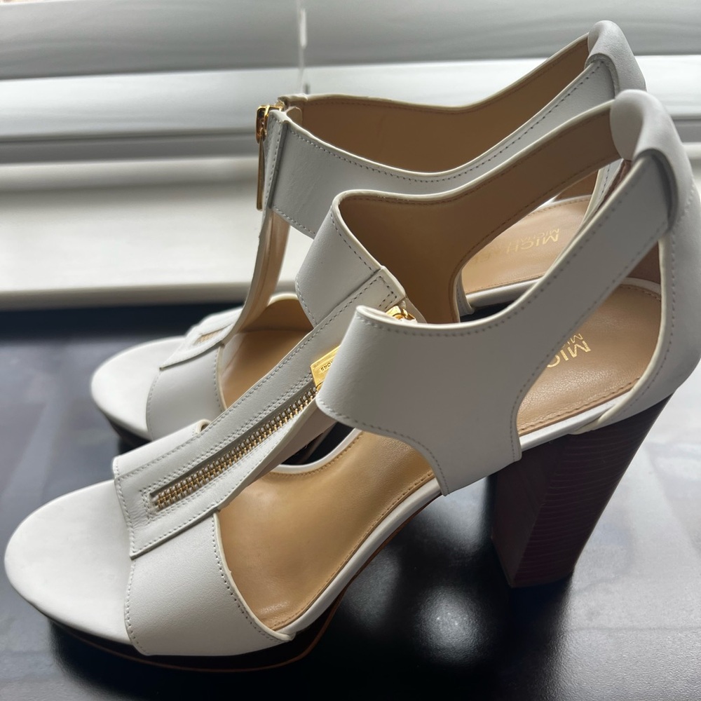 Michael Kors heels - Picture 2 of 5